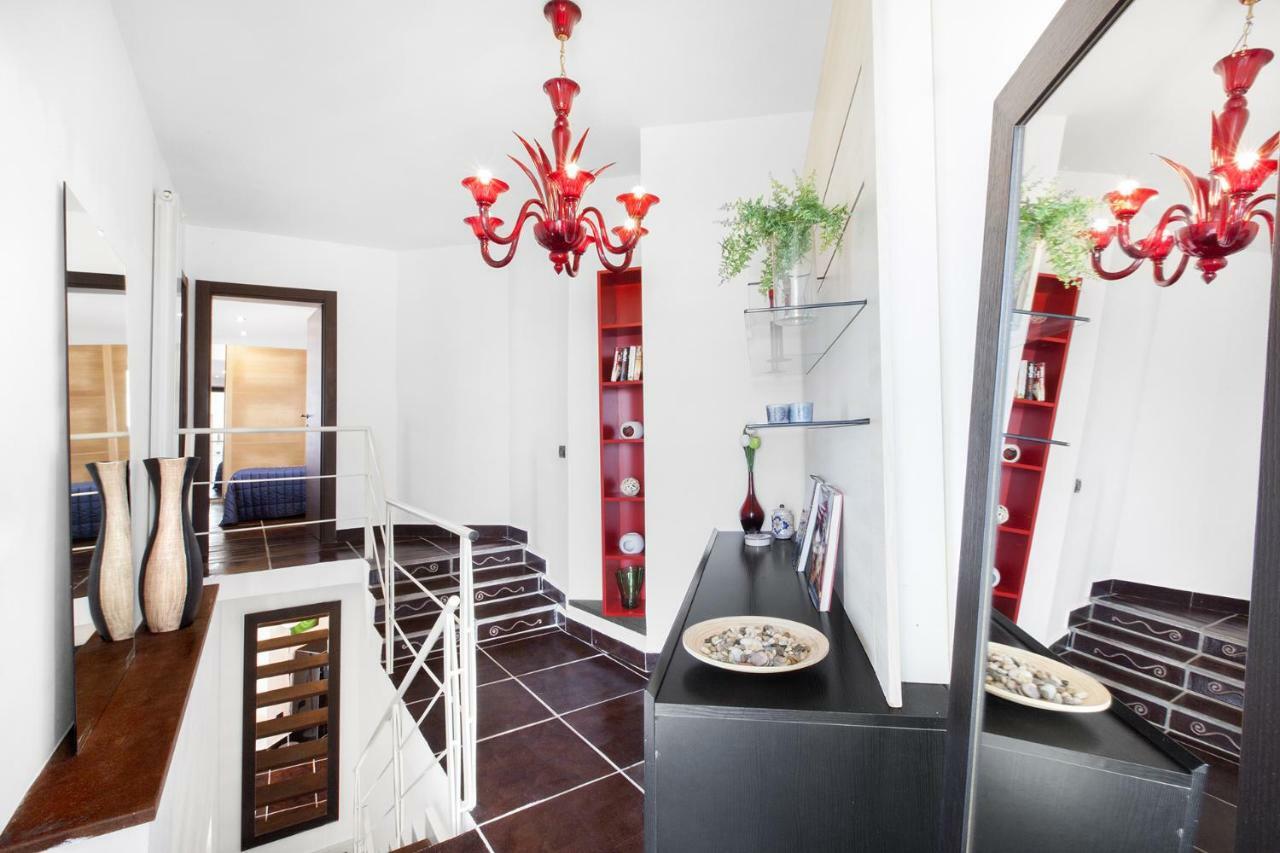 Amore Rentals - Casa Augusta A ซอร์เรนโต ภายนอก รูปภาพ